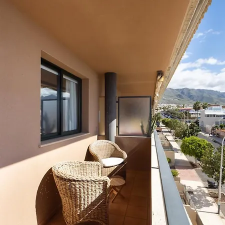 Apartment 109 Sunny Paradise By Sunkeyrents